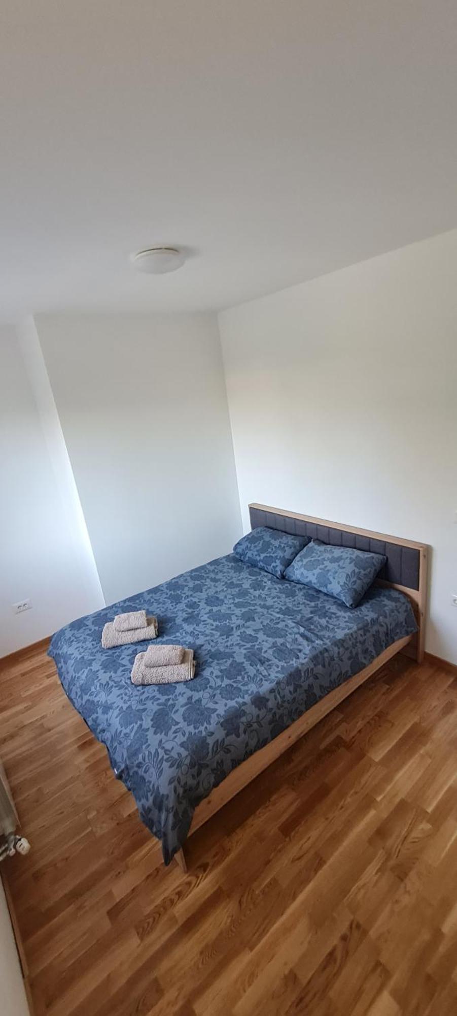 Amar 4 Zemun